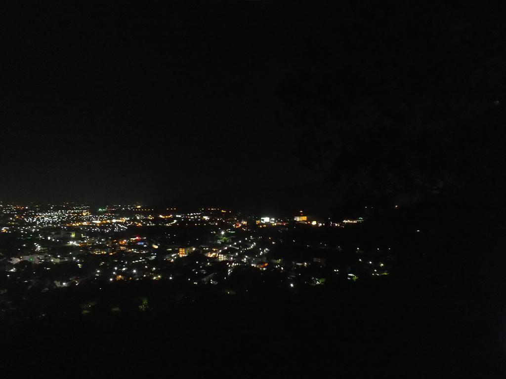 Khao Rang Place Phuket Kültér fotó